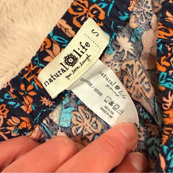 Natural Life Floral Wide Leg Palazzo Pants - Picture 2 of 5